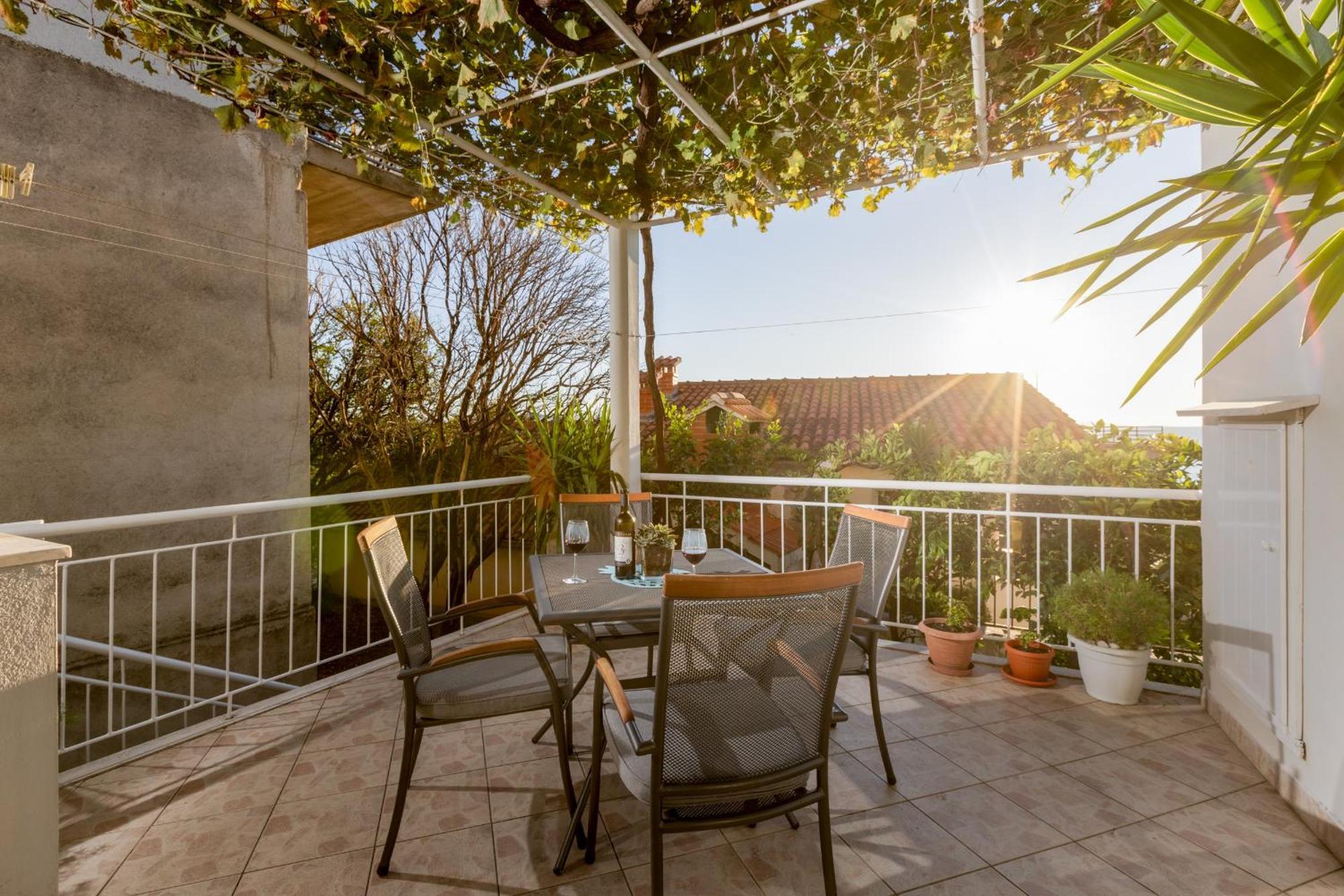 Apartments Sisaric Podgora Exterior photo