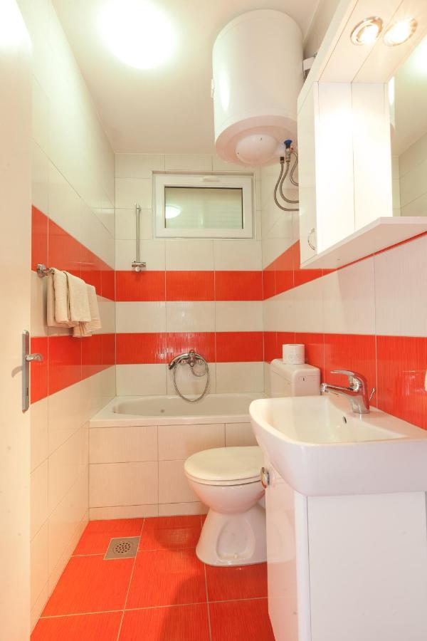 Apartments Sisaric Podgora Exterior photo